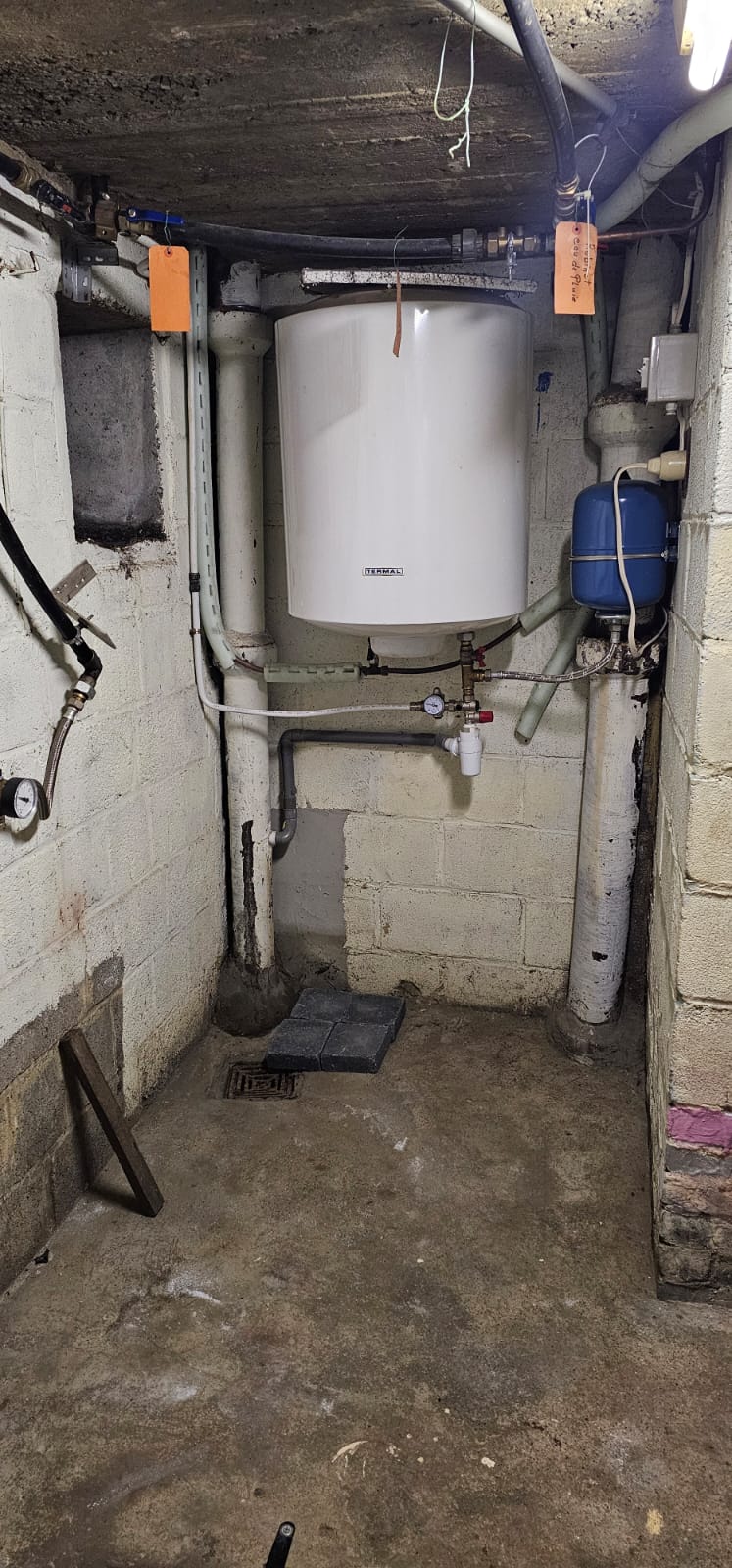 476911752 122148653834490695 1278353600111447697 n